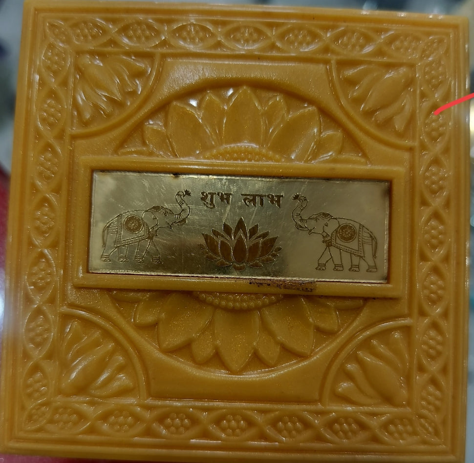 Laxmi Footprint Box gold plated