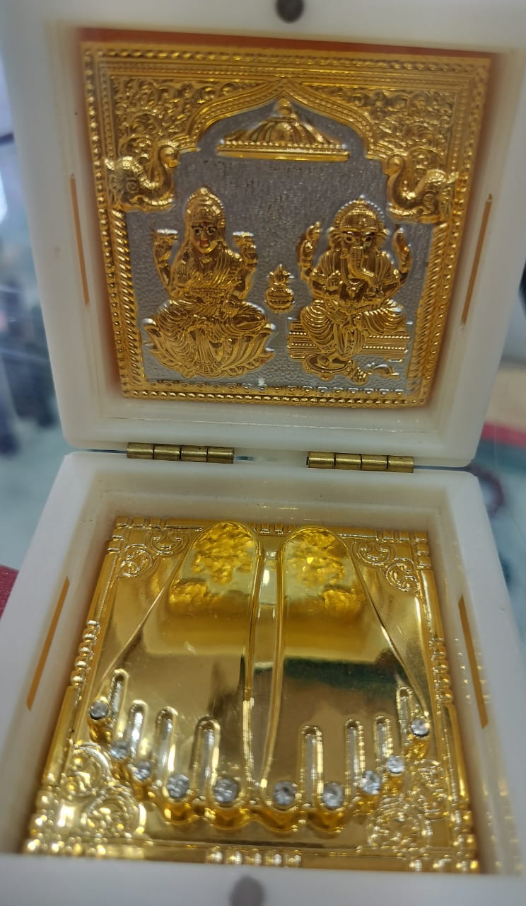 Laxmi Footprint Box gold plated